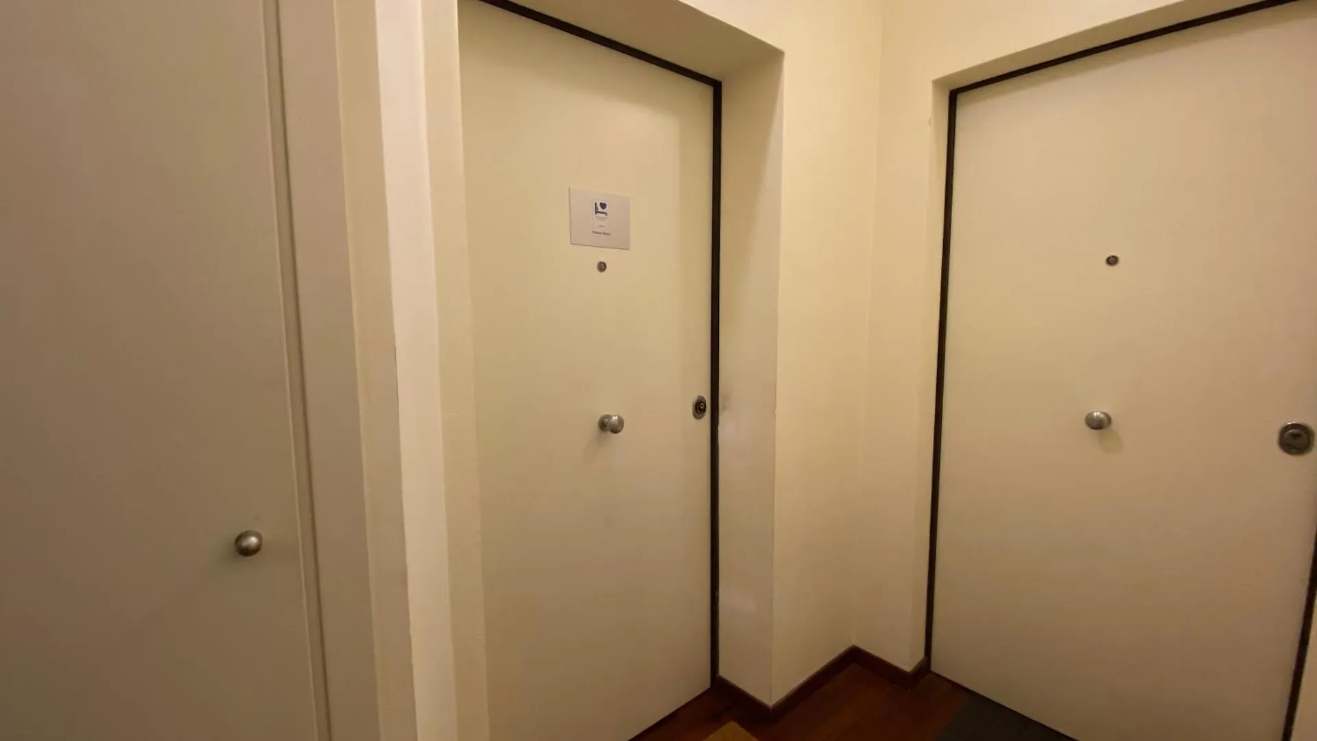 Apartment Avantgard Rooms Western Station Bologna