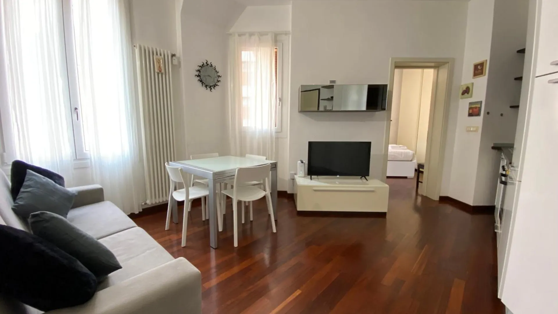 Apartment Avantgard Rooms Western Station Bologna