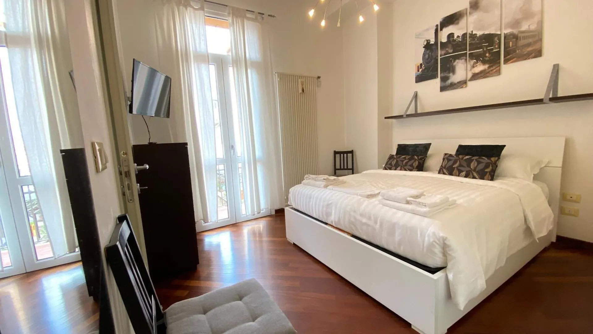 Avantgard Rooms Western Station Bologna